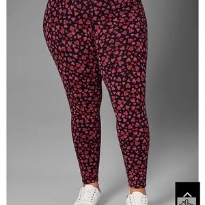 VALENTINES DAY LEGGINGS